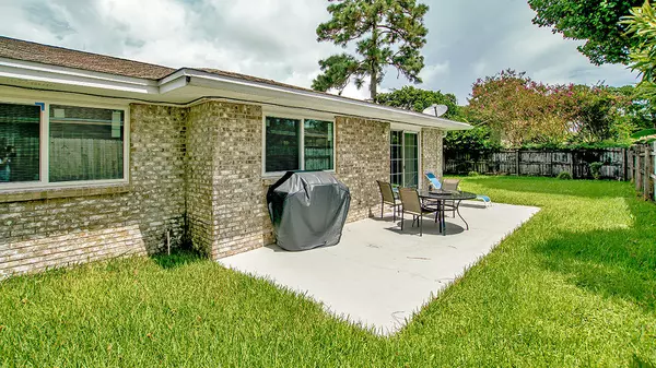 Shalimar, FL 32579,16 Pebble Beach Drive