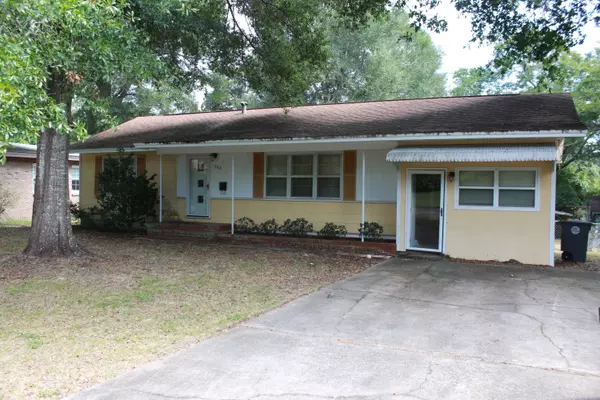 342 Illinois Avenue, Valparaiso, FL 32580