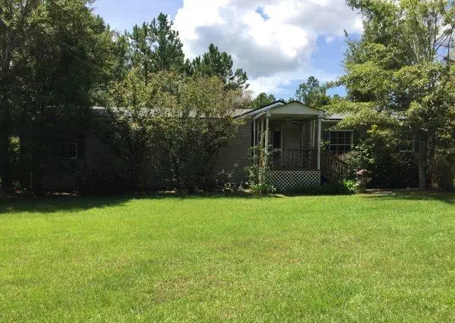 177 Creekside Drive, Freeport, FL 32439