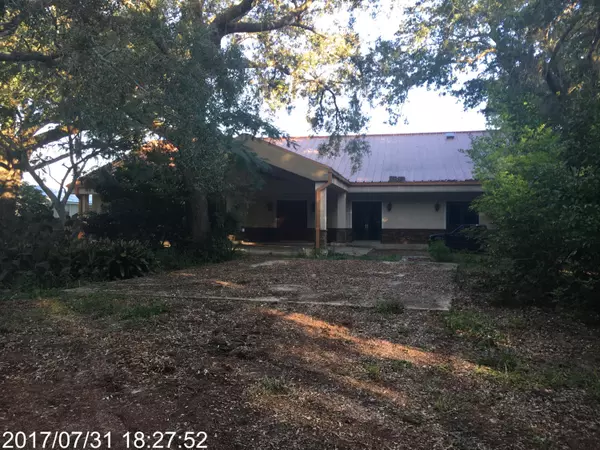 149 Robert Avenue, Niceville, FL 32578