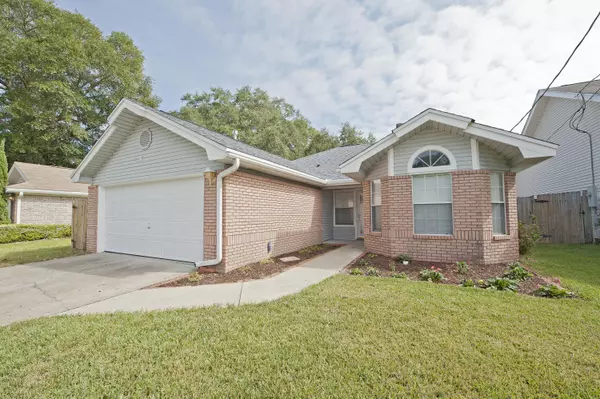 68 7Th Street, Shalimar, FL 32579