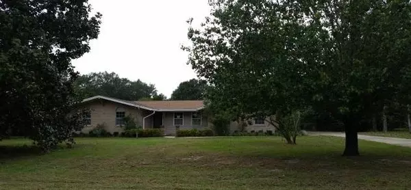 5342 Hillcrest Road, Crestview, FL 32539