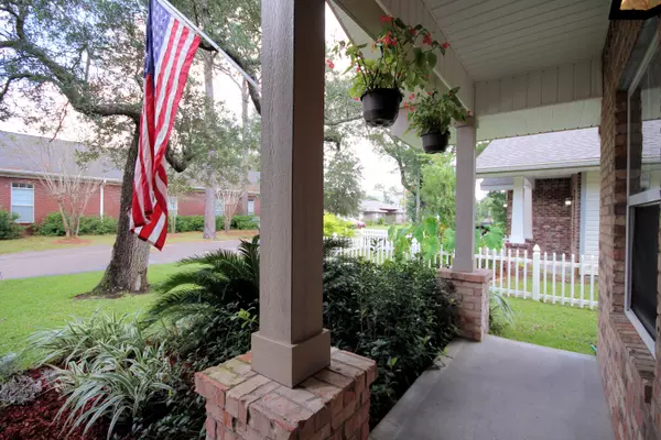 Fort Walton Beach, FL 32547,810 Pine Alley Street