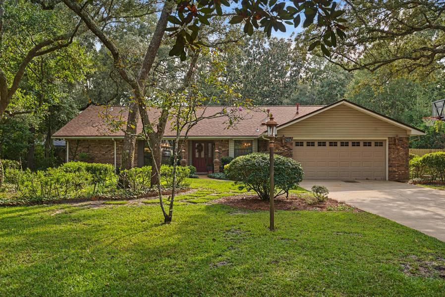 203 W Capri Cove, Niceville, FL 32578