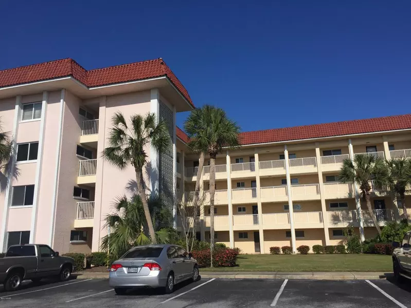 112 Fairway Boulevard  #303, Panama City Beach, FL 32407