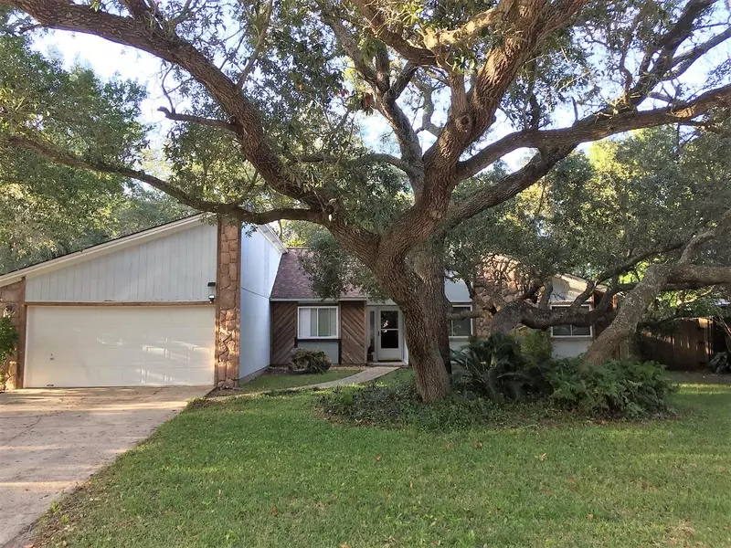 2706 Glen Oak Circle, Gulf Breeze, FL 32563