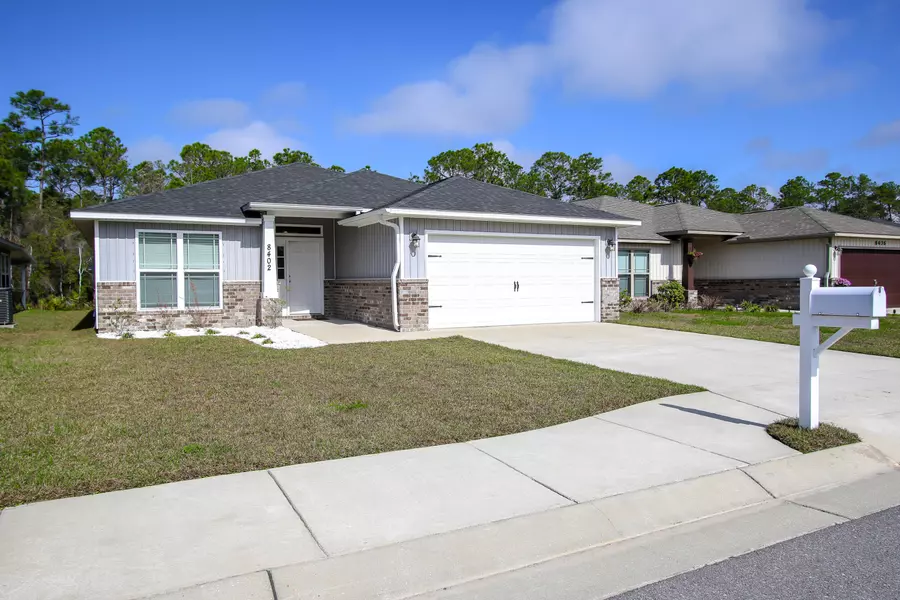 8402 Island Drive, Navarre, FL 32566