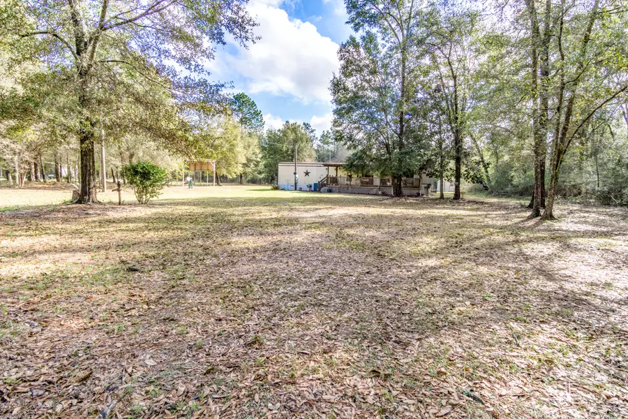 4697 Summertime Drive, Holt, FL 32564