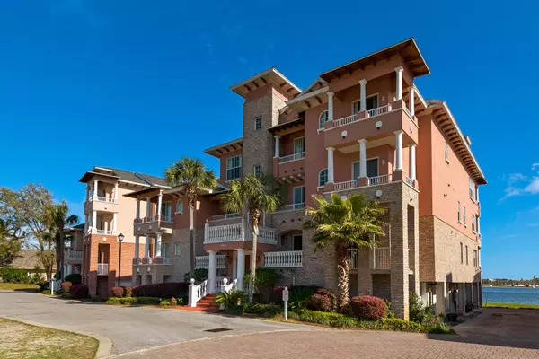 Fort Walton Beach, FL 32548,240 Brooks Street  #UNIT D202