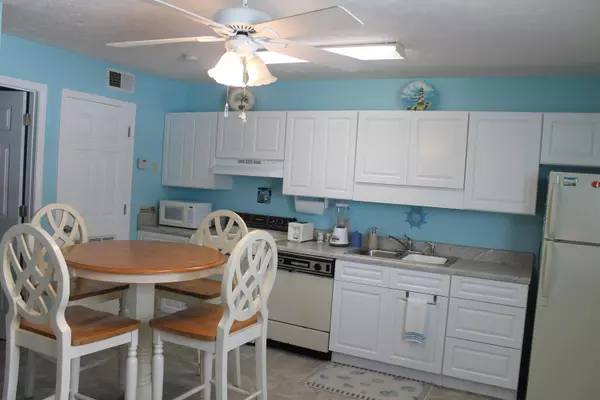 Panama City Beach, FL 32408,5500 Beach Drive  #18