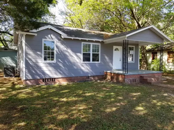 203 E 2nd Avenue, Crestview, FL 32536