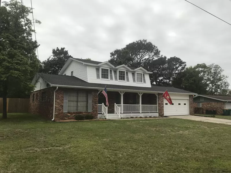 14 Maple Avenue, Shalimar, FL 32579