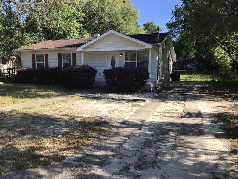 355 Edge Avenue, Valparaiso, FL 32580