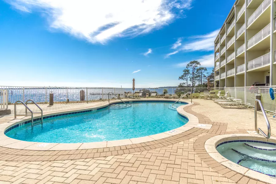 1367 US-98  #UNIT D, Mary Esther, FL 32569