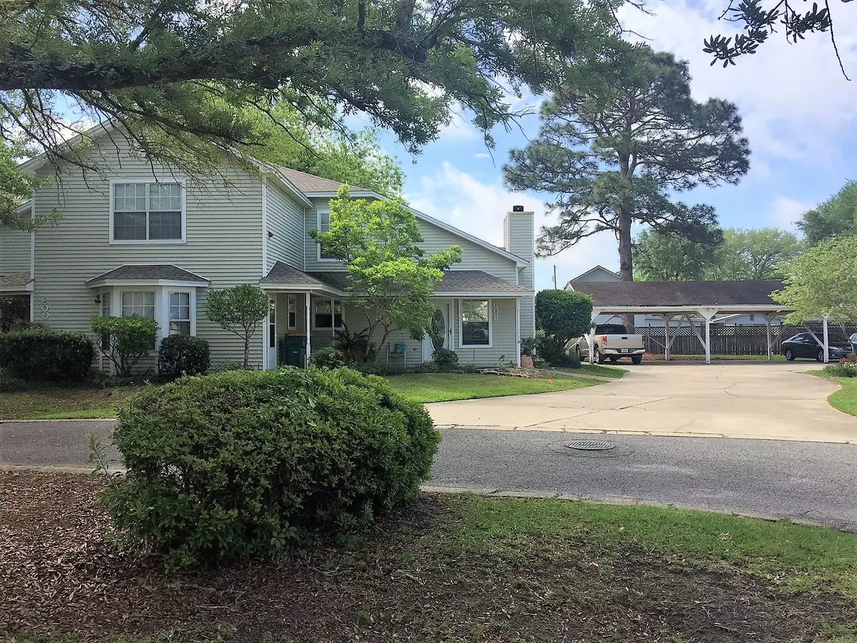 Fort Walton Beach, FL 32547,608 Emerald Lane