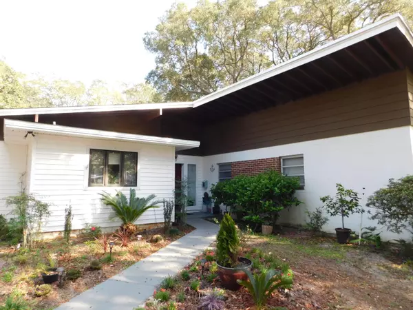 80 SE Waynel Circle, Fort Walton Beach, FL 32548