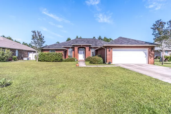 1686 Champagne Avenue, Gulf Breeze, FL 32563