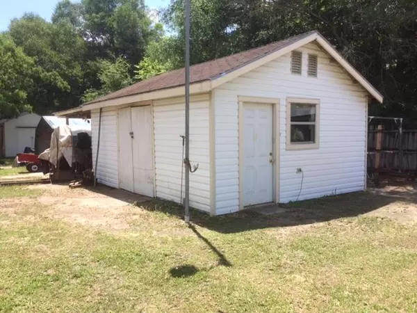 Crestview, FL 32539,102 Stephens Lane