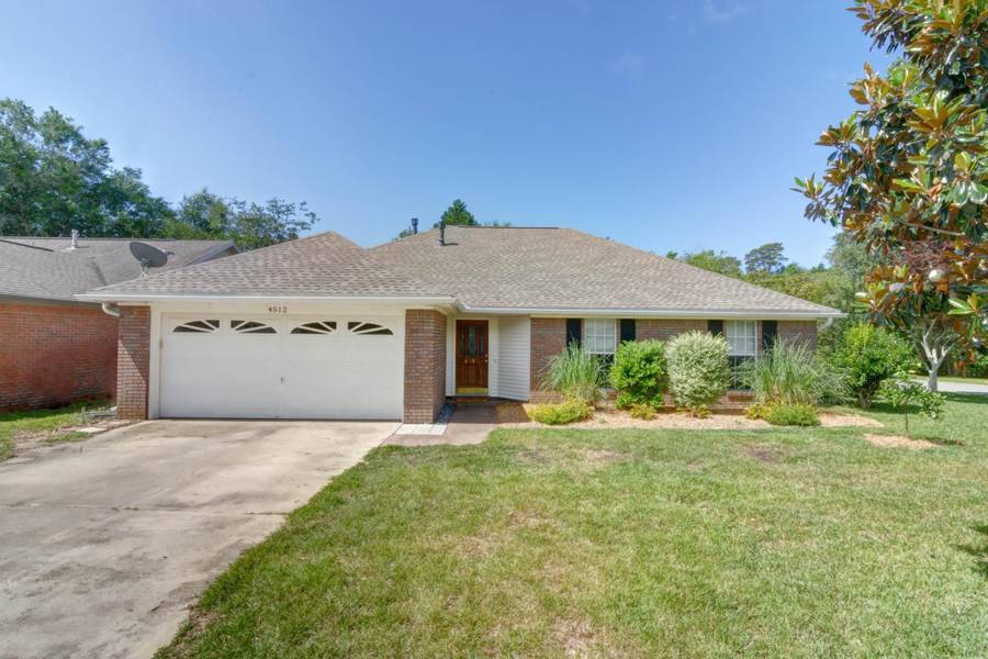 4512 E Parkwood Lane, Niceville, FL 32578