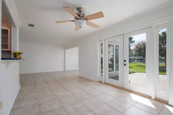 Miramar Beach, FL 32550,714 Sandpiper Drive  #714