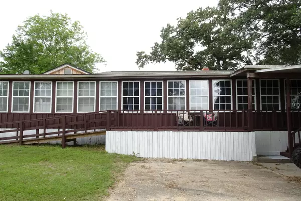 Bonifay, FL 32425,1381 Wrights Creek Road