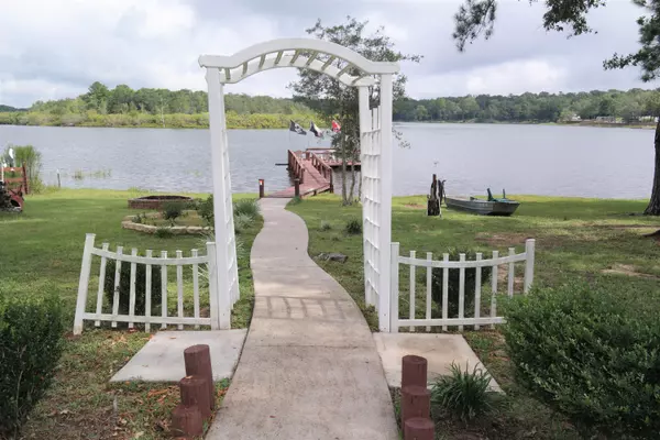 Defuniak Springs, FL 32433,58 Bell Drive