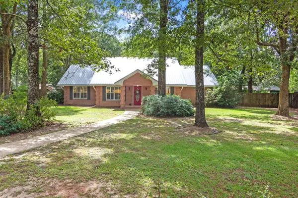 6020 Bud Moulton Road, Crestview, FL 32536