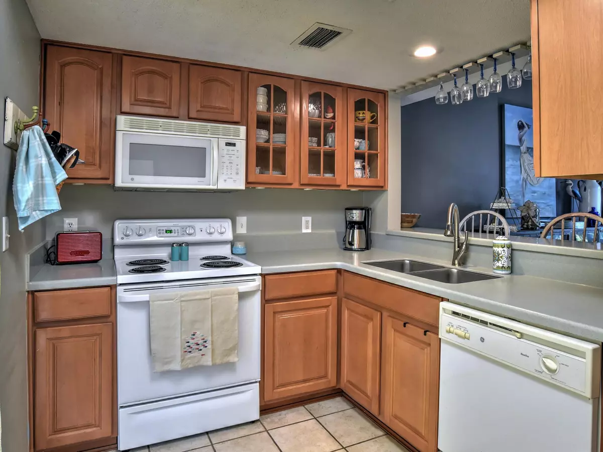 Miramar Beach, FL 32550,596 Robin Court