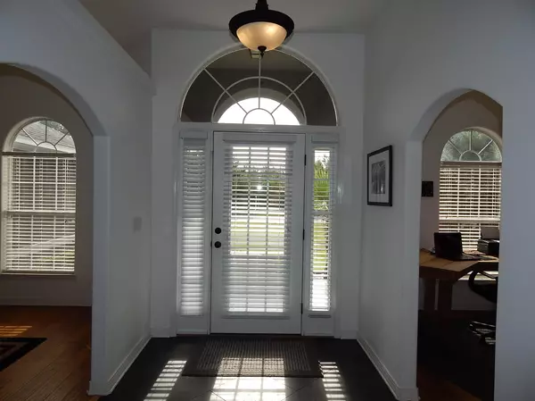 Navarre, FL 32566,1853 Navarre By The Sound Circle