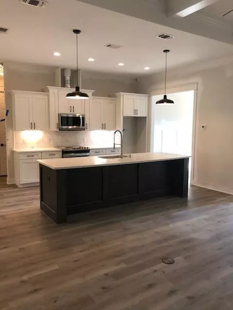 Destin, FL 32541,485 Kelly Street