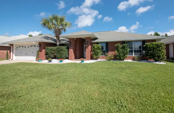 2399 Heritage Circle, Navarre, FL 32566