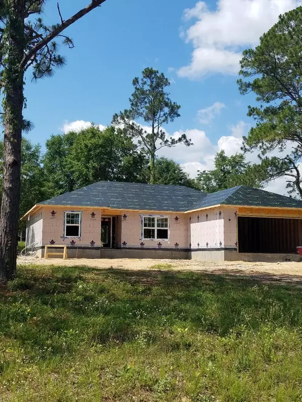 800 PINEWOOD DRIVE, Defuniak Springs, FL 32433