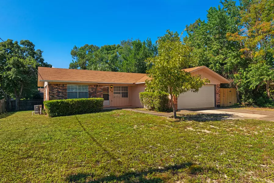 77 5Th Street, Shalimar, FL 32579