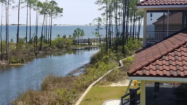 Navarre, FL 32566,9389 Palmetto Ridge Court