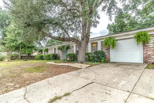 Milton, FL 32570,5527 Westwood Drive