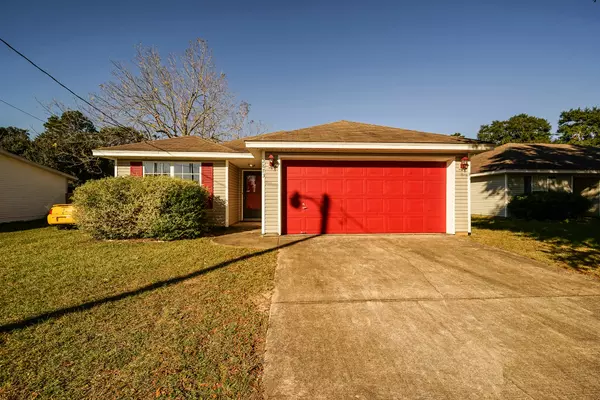 2873 Aplin Road, Crestview, FL 32539