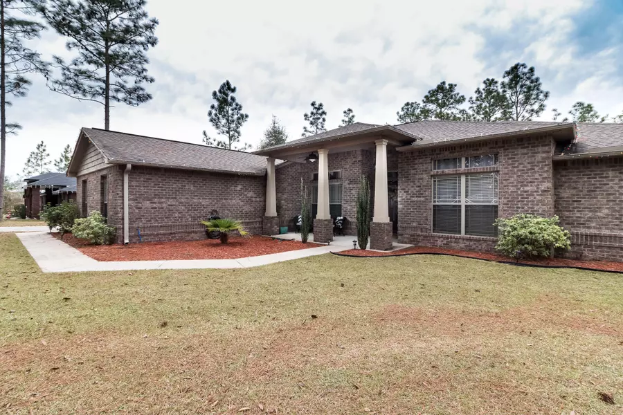 6456 Welannee Boulevard, Laurel Hill, FL 32567