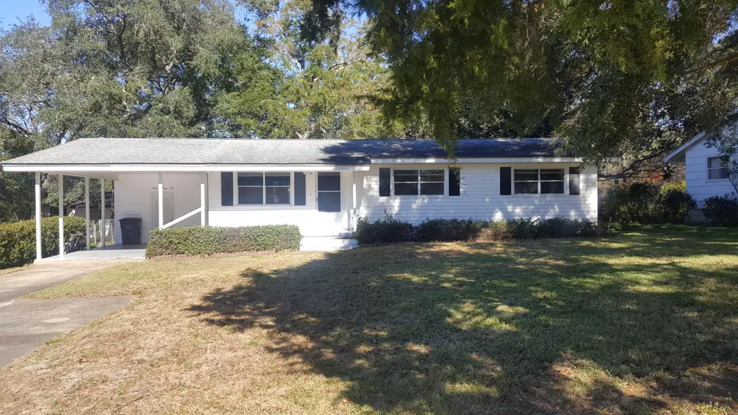 342 Edge Avenue, Valparaiso, FL 32580