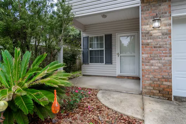 Mary Esther, FL 32569,338 Harris Street  #UNIT B