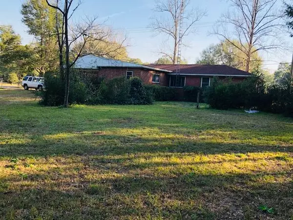 Crestview, FL 32536,302 W 1St Avenue