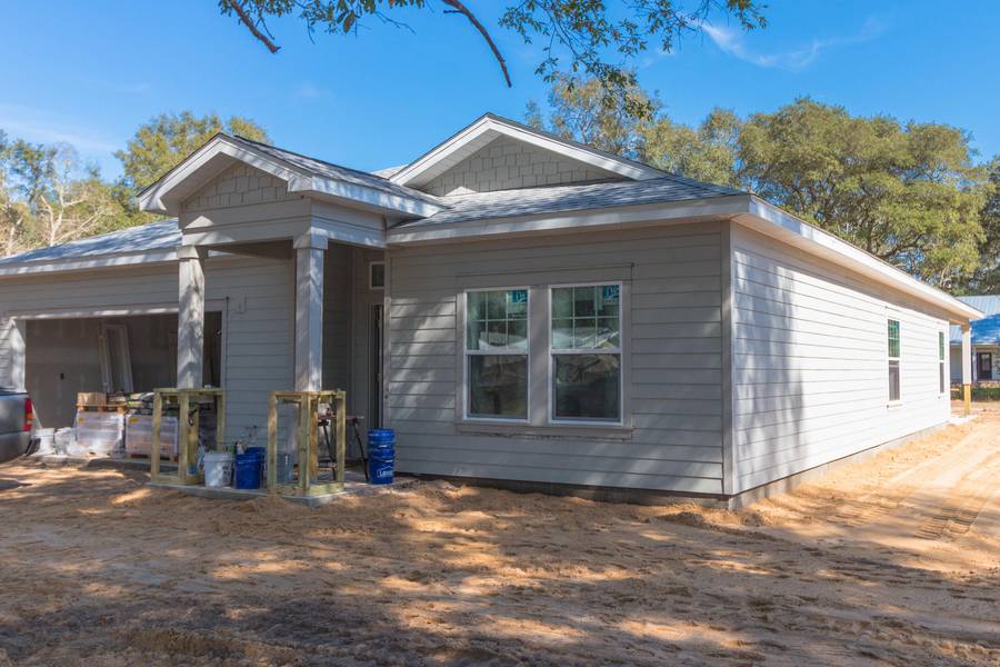 1563 Hickory Street, Niceville, FL 32578