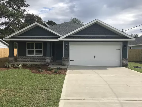 2044 Prado Street, Navarre, FL 32566