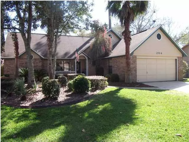 204 Northampton Circle, Fort Walton Beach, FL 32547