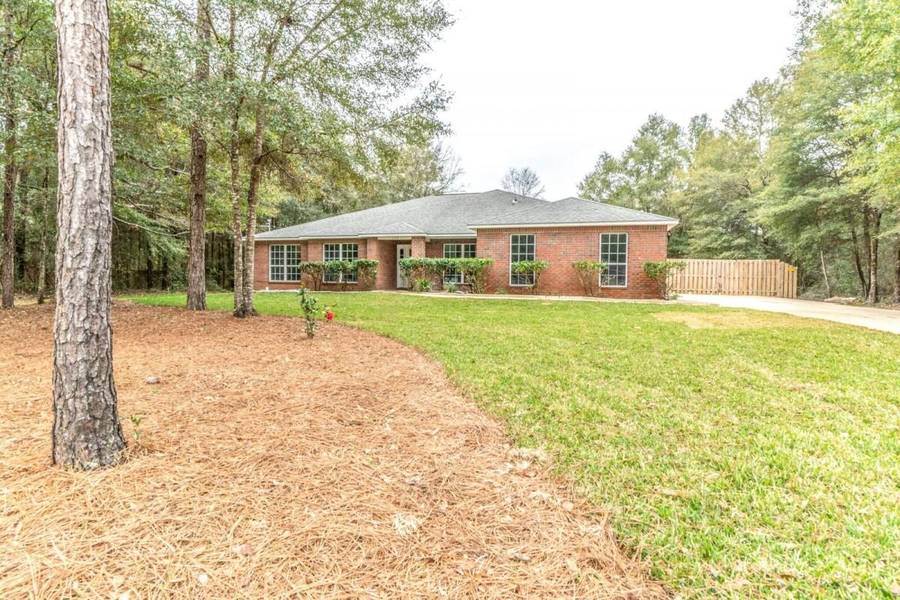 1132 Blackberry Circle, Baker, FL 32531