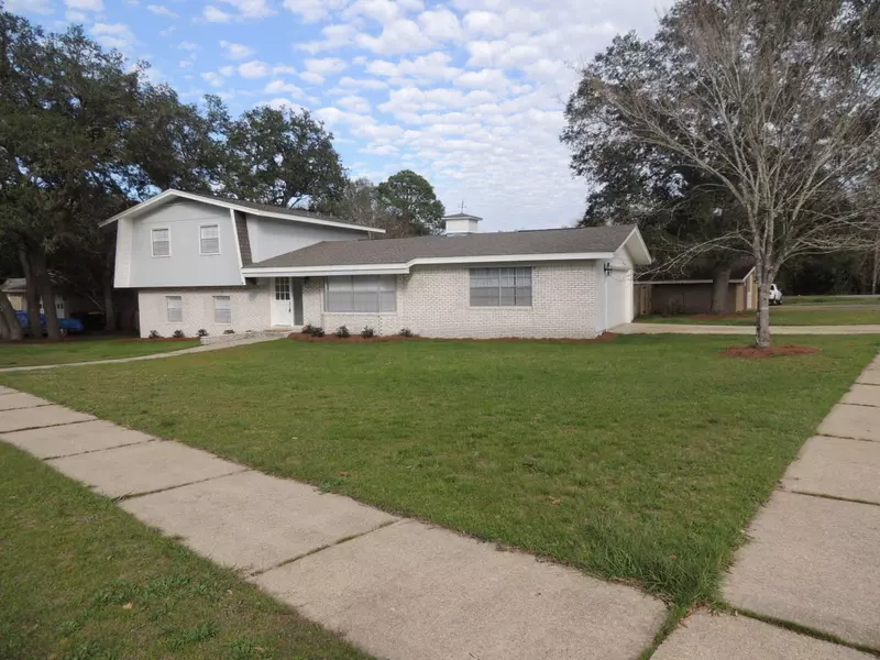 6 Brighton Court, Fort Walton Beach, FL 32547