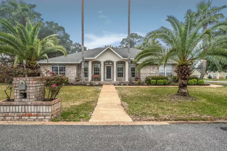 9304 Lilge Circle, Navarre, FL 32566