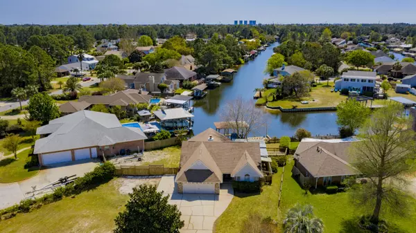 Gulf Breeze, FL 32563,3217 Quietwater Lane