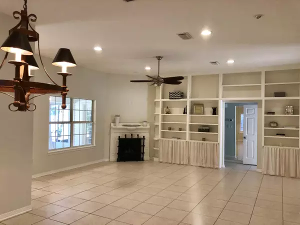 Miramar Beach, FL 32550,195 Bay Tree Drive