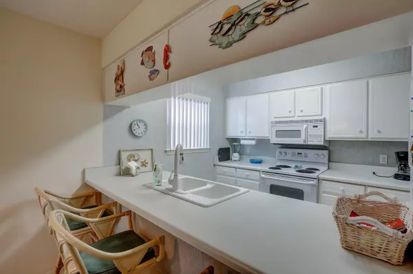 Santa Rosa Beach, FL 32459,33 Cypress Street  #272