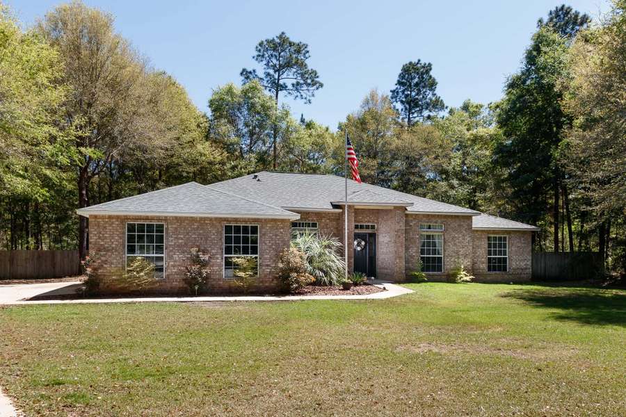 1200 Blackberry Circle, Baker, FL 32531